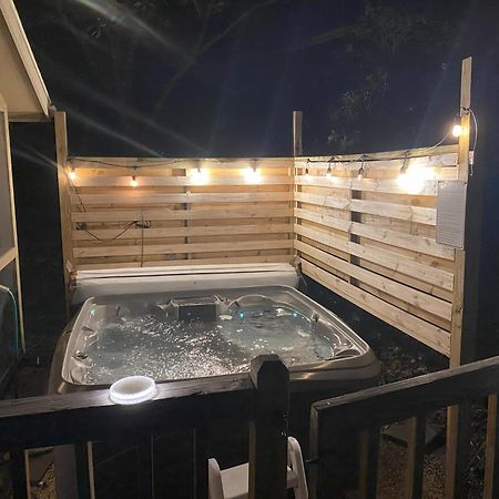 Pocono Mountain Home , Hot Tub- 1 Mile To Skiing! 坦纳斯维尔 外观 照片