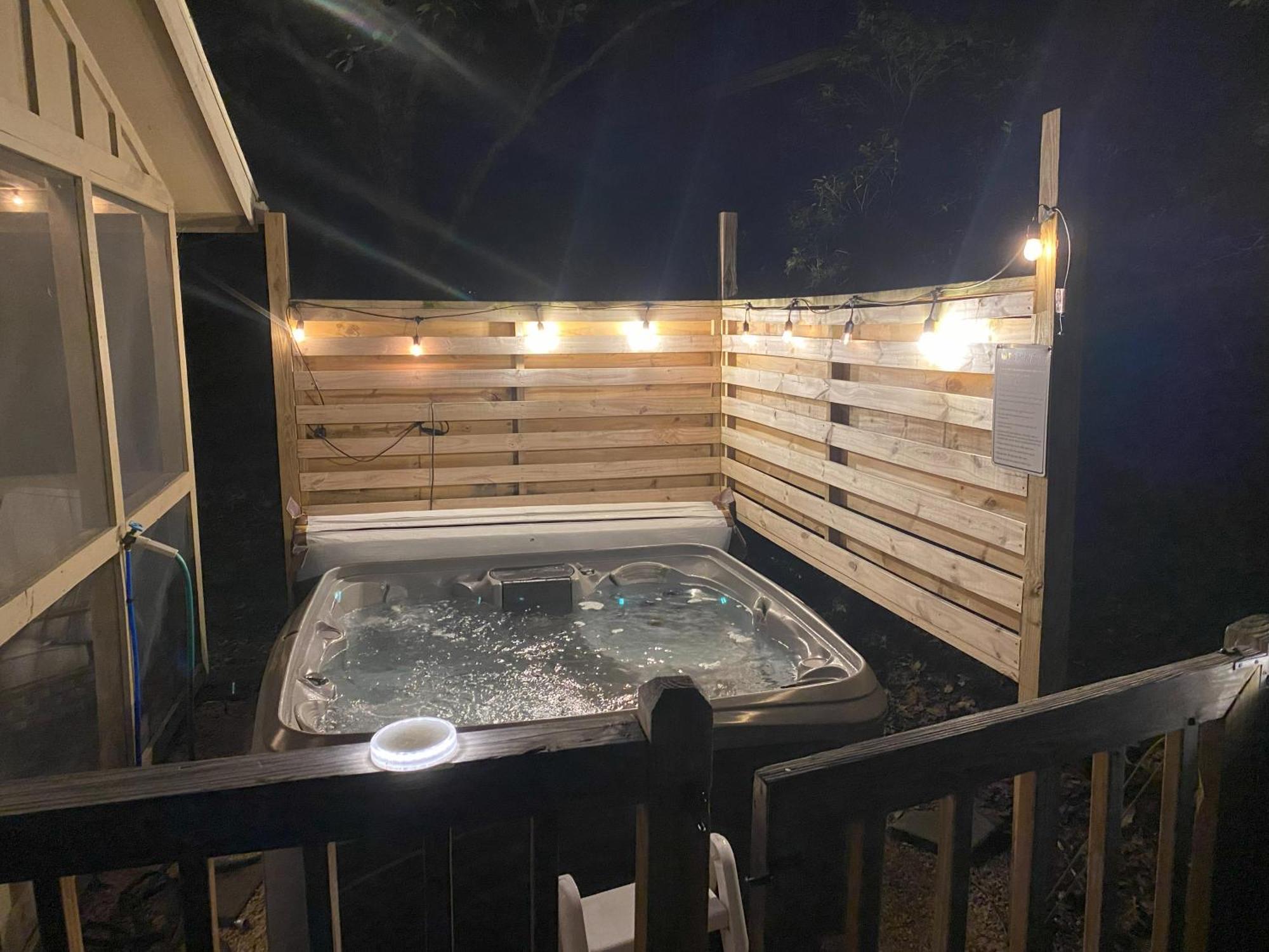 Pocono Mountain Home , Hot Tub- 1 Mile To Skiing! 坦纳斯维尔 外观 照片