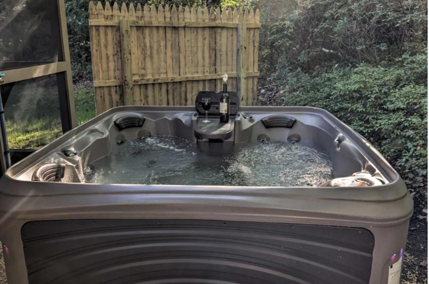 Pocono Mountain Home , Hot Tub- 1 Mile To Skiing! 坦纳斯维尔 外观 照片